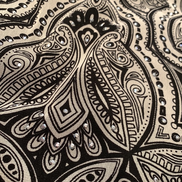 I.N.C. - Picture 2 of 11